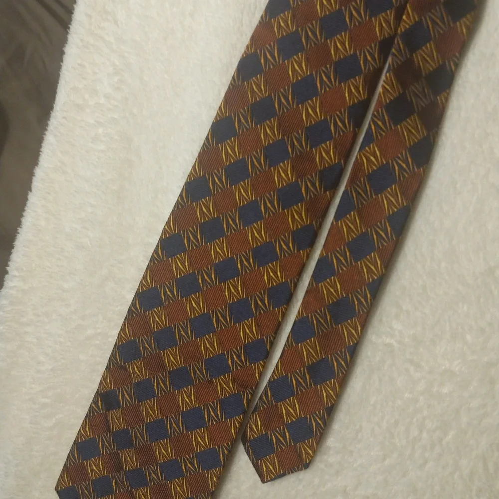 Aquascutum of London Silk Franco's Tie Men's Necktie Made In hand made in USA